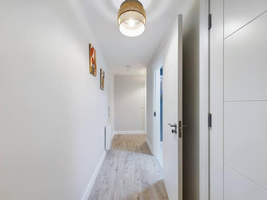 Contemporary 2-Bedroom Apartment Belfast Bagian luar foto